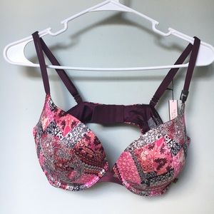 NWT - Victoria’s Secret “Very Sexy Push-up” Bra